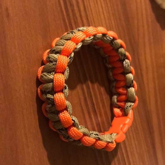 Handmade unisex bracelets - Picture 3 of 7